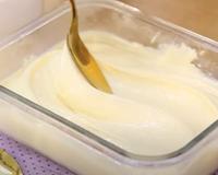 Recheio mousse de leite ninho SUPER cremoso: apenas 3 ingredientes e não vai ao fogo