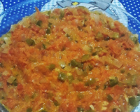 Salada de verduras e legumes refogada