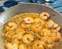 Camarão na manteiga com alho