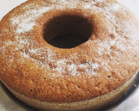 Bolo de bolinho de chuva com canela