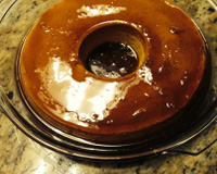 Pudim de leite com coco