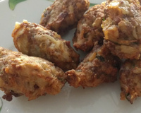 Bolinho de arroz com carne moída