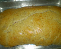 Pão de cebola e calabresa