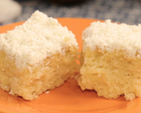 Bolo de coco toalha felpuda: receita do clássico gelado queridinho dos brasileiros é muito fácil de fazer