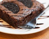 Brownie com Oreo