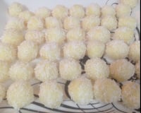 Beijinho de leite de coco