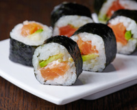 Sushi de salmão