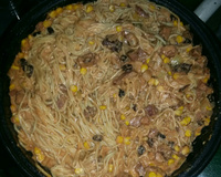 Macarrão com creme de leite e molho de tomate