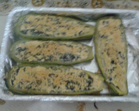 Abobrinha recheada com ricota