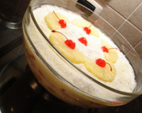 Pavê de abacaxi com coco