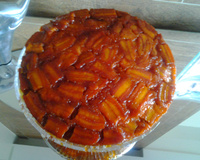 Torta de banana caramelizada