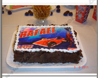 Bolo de aniversário com papel de arroz