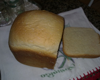 Pão de leite condensado feito na máquina de pão