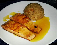 Salmão ao molho de maracujá