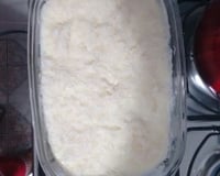 Manjar branco com calda de ameixas