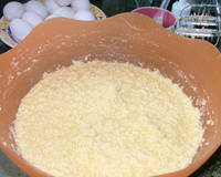 Bolo de massa de mandioca crua