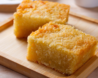 Bolo cocada que derrete na boca: receita leva só 5 ingredientes e não usa farinha de trigo
