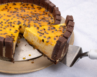 Essa sobremesa preguiçosa leva maracujá e fica pronta super-rápido: aprenda a receita!