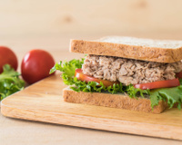 Sanduíches Integrais de Atum com Philadelphia