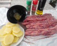 Costela ao bafo com alho e batatas