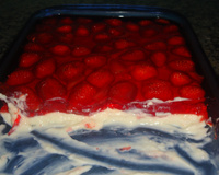 Torta de gelatina com morangos