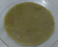 Sopa creme de ervilha com bacon