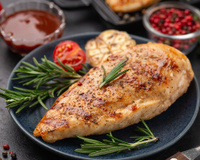 Flavio Molinari, restaurateur: "Vou te mostrar como grelhar peito de frango sem ficar seco. Ele resseca porque uma parte já está pronta e a outra ainda tá crua"