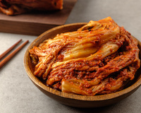 O que tem no kimchi? Prato típico coreano é um acompanhamento de sabor marcante que vai surpreender seus convidados, veja como fazer!