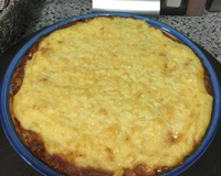 Polenta recheada com carne moida e requejão