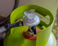 Aprenda como saber se o gás do botijão está acabando e evite passar perrengue em casa