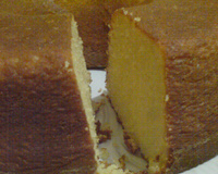 Bolo de queijo e creme de leite