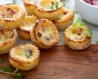 Qual a diferença entre quiche e empada?