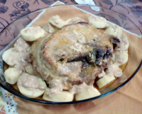 Pernil ao molho de maionese com batatas
