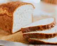 Pão sem glúten e sem lactose prático em fatias