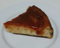 Torta doce mineirinha de ricota com goiabada