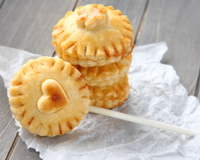 Torta no palito: como fazer as pie pops