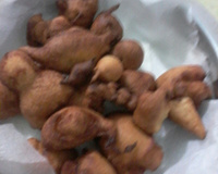 Bolinho de chuva com bananas