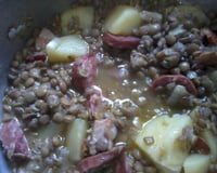 Lentilha com linguiça (receita espanhola)