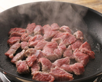 O segredo da culinária asiática para deixar a carne extremamente macia é finalmente revelado (e é muito fácil)