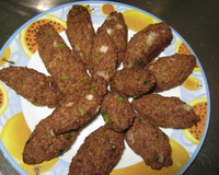 Quibe assado com coentro