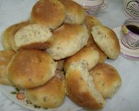 Pãezinhos de Cebola e Cebolinha