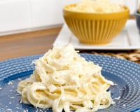 Macarrão alfredo fácil