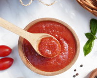 Você ainda usa colher de pau? Microbiologista revela verdade chocante sobre o utensílio de madeira