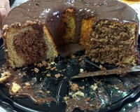 Bolo de liquidificador mesclado