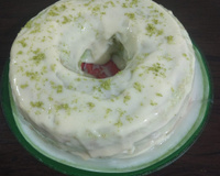 Bolo de limão feito com gelatina