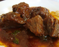 Carne com Cerveja Preta