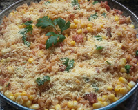 Arroz de panela de pressão com calabresa