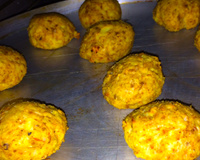 Bolinho de batata doce com atum