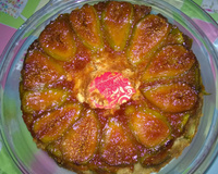 Bolo de figo e nozes