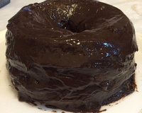 Bolo de iogurte e creme de avelã